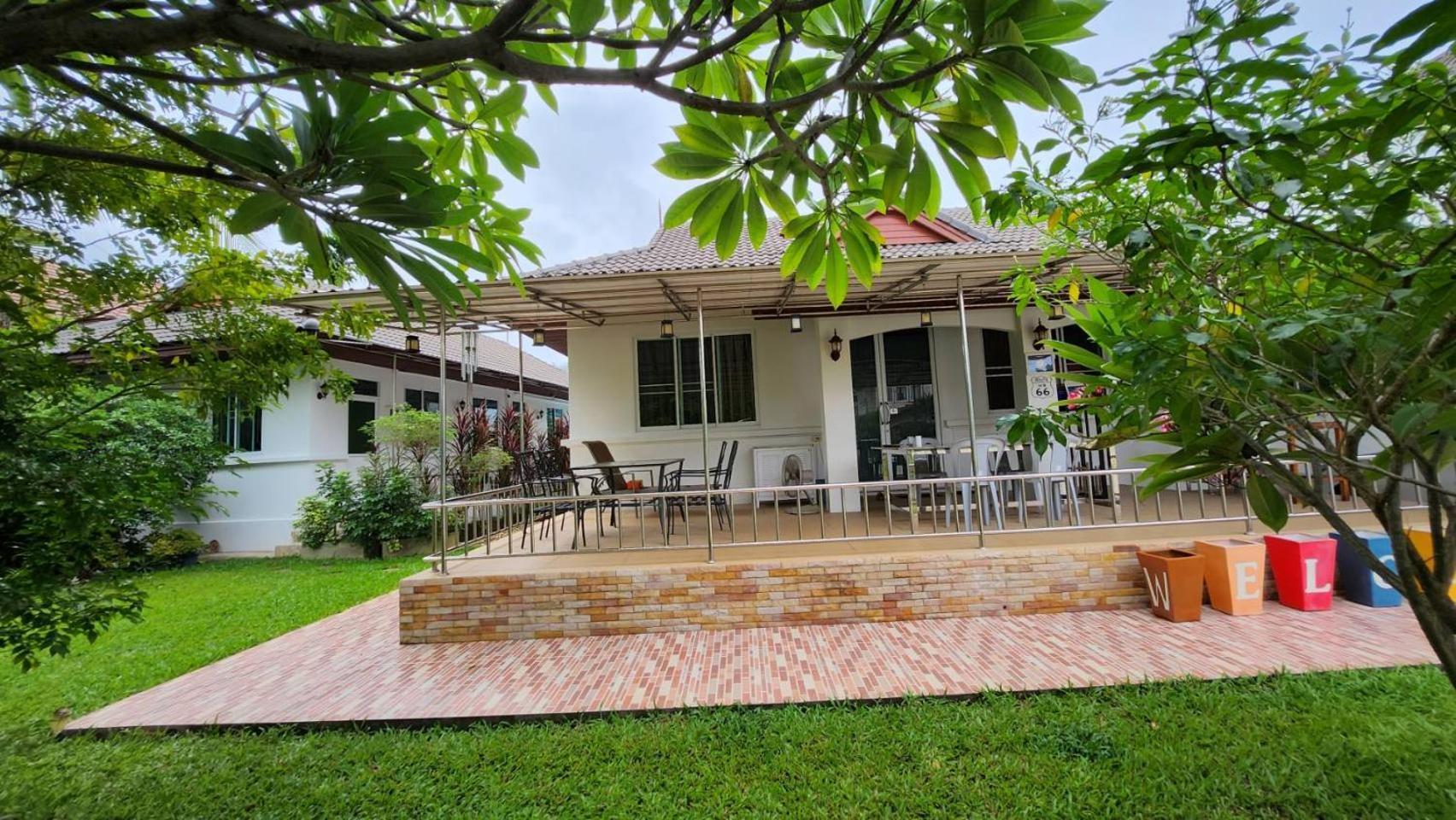 Nuch's Apple Guest House Si Bun Ruang Extérieur photo