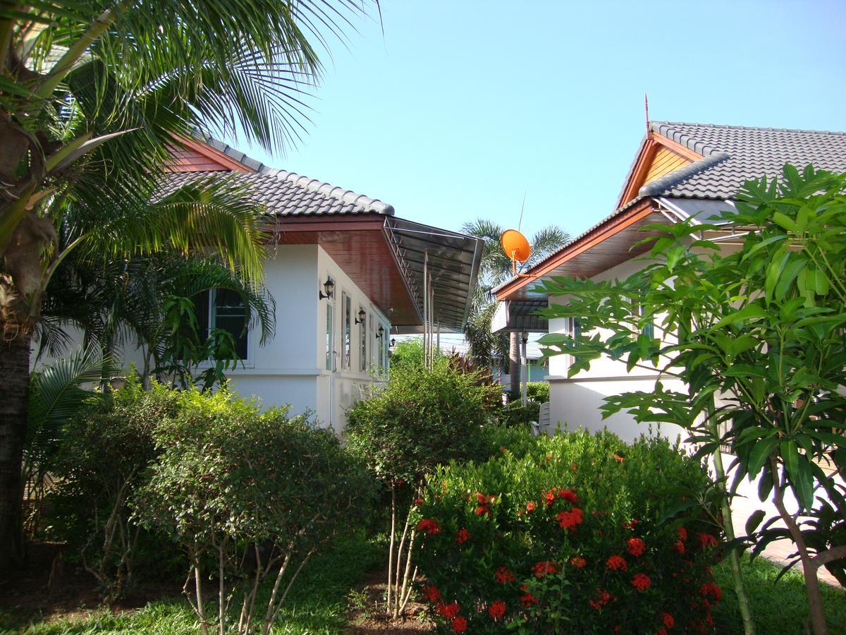 Nuch's Apple Guest House Si Bun Ruang Extérieur photo